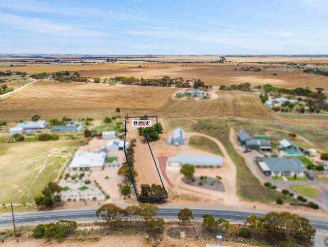 Land East Moonta SA LS101909453