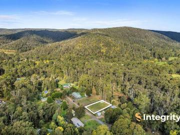 Land to rent in Victoria - Garden