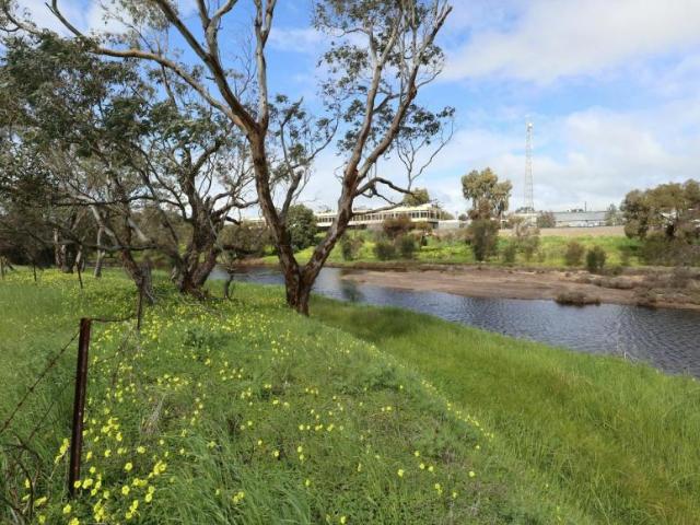 Land For Rent Northam WA 325000 ES105936685