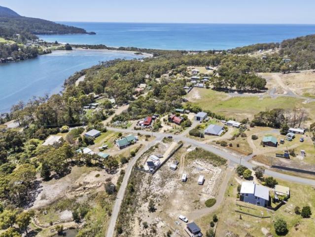 Land For Rent EAGLEHAWK NECK TAS 270000 ES104950646