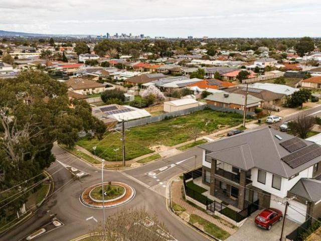 Land For Rent Hillcrest, SA ES105011901