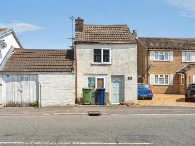 2 bedroom detached house for sale