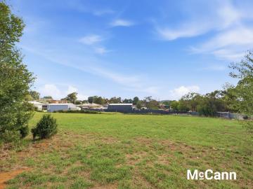 land Gunning NSW 2581 DS101583272