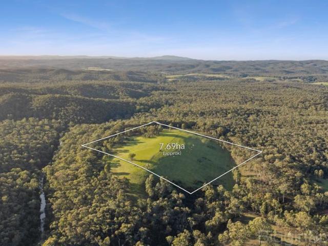 Land Glenlyon VIC 104228143