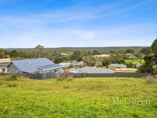 Land in the Heart of Daylesford