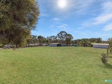 For Rent Land Kangaroo Flat VIC DS101583361