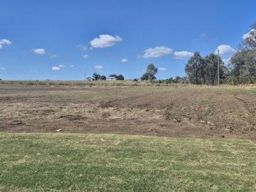 Land looking for the right buyer