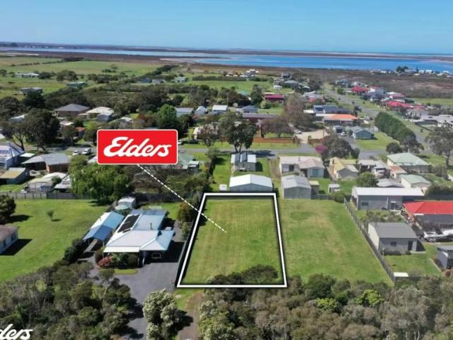 Land Port Albert VIC 105936493