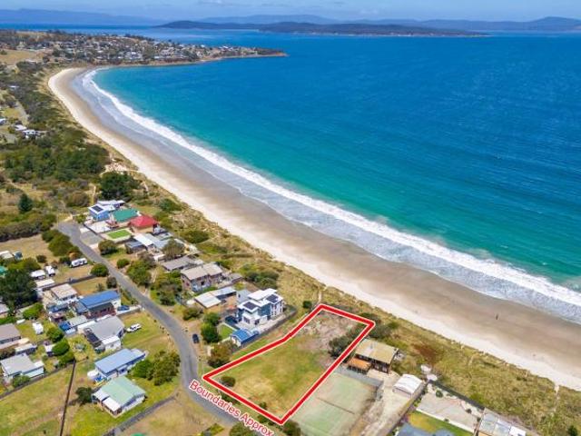 Land PRIMROSE SANDS TAS 104947659