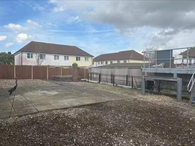 Land to lease in Central Rescue Station, Aylesham, CT3