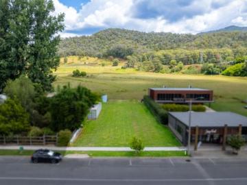 For Rent 5 Bedroom Land Tawonga South VIC DS102714492