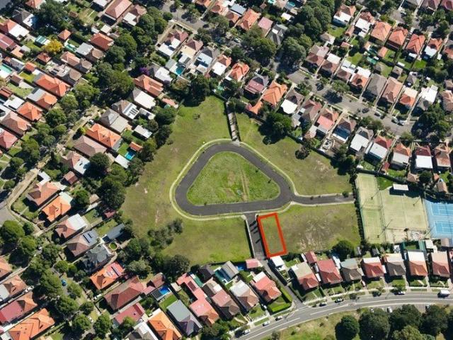 Land 515sqm Approx DA Approved Luxury Home Opportunity