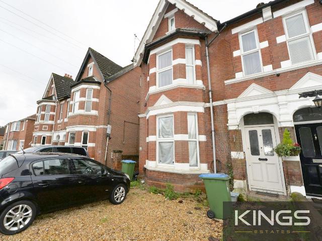 Landguard Road, Southampton SO15, 3 bed flat to rent, £1,650 pcm | PrimeLocation