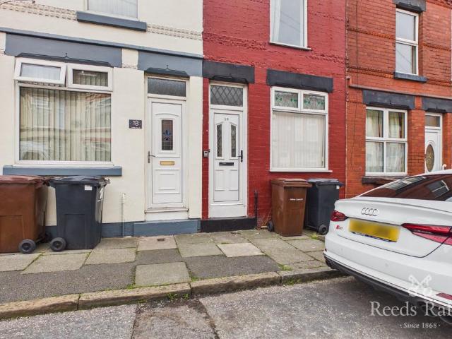 Lander Road, Merseyside L21 2 bed terraced house to rent £800 pcm £185 pw