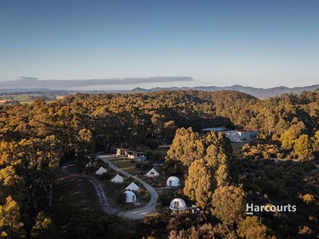 Landholding & Commercial Offering: Sandridge Estate High profile tourism venue with multiple income streams