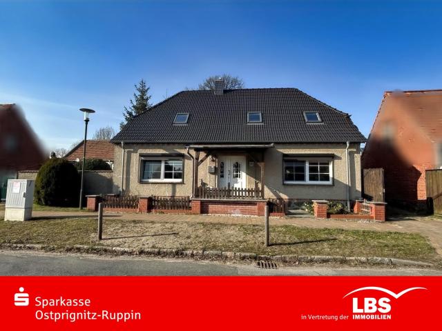 Landhaus im Dornröschenschlaf