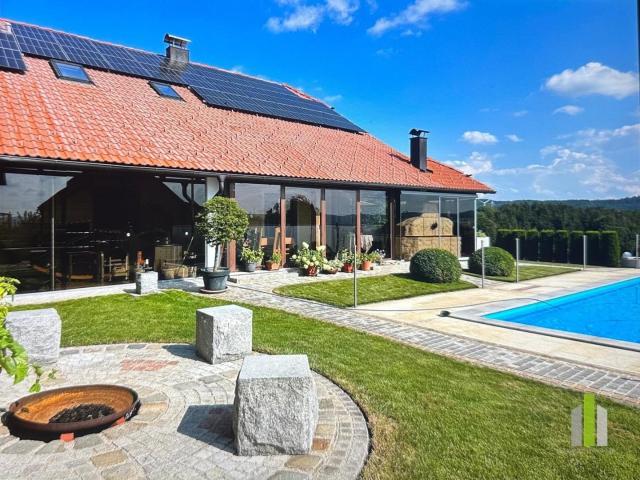 Landhaus in Top Aussichtlage mit Gebirgsblick