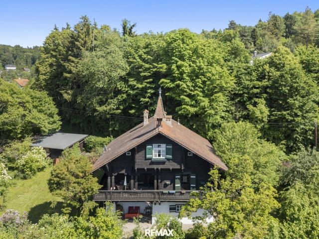 Landhaus mit Geschichte & großem Grundstück in ruhiger Lage in Grambach mit Sanierungsbedarf