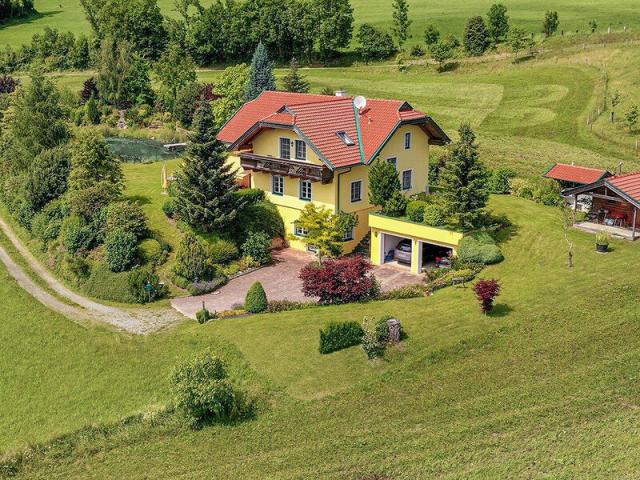 Landhaus mit Naturbadeteich in absoluter Natur Ruhelage!