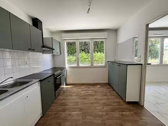 Landivisiau 29400 Location appartement 3 pièces t3 parking
