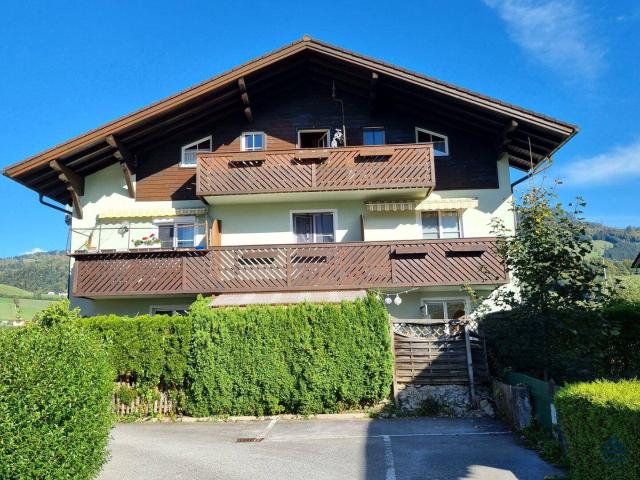 LÄNDLICH: Garconniere mit Balkon in Kuchl Kellau