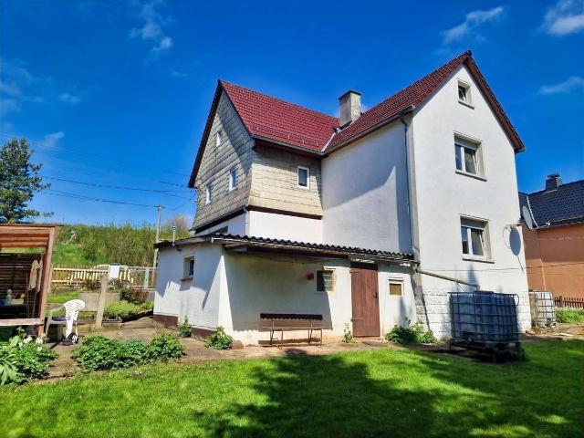 Ländliches Einfamilienhaus in ruhiger Lage