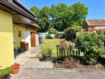 Ländliches Wohnen in Seefeld – Bauernhaus mit Garten & Terrasse – €119.000