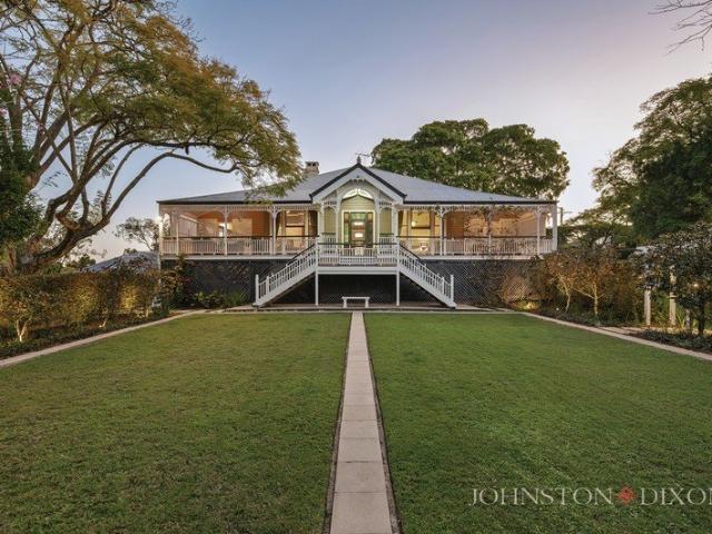 LANDMARK 2,262m2 TOOWONG ESTATE