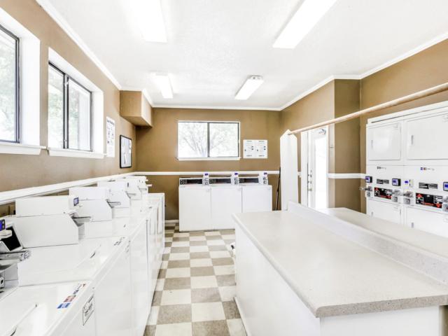 Landmark at Pine Court 1 Bedroom Apartment for Rent at 3900 Bentley Dr, Columbia, SC 29210