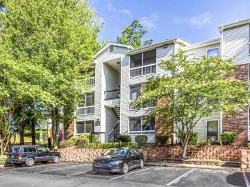 Landmark at Pine Court 2 Bedroom Apartment for Rent at 3900 Bentley Dr, Columbia, SC 29210
