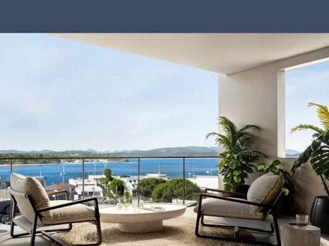 DISPLAY SUITE OPEN BY APPOINTMENT 2A BEACH ROAD LANDMARK Modern Fully accessible apartment, suitable for wheelchair access