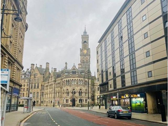 Landmark House, Bradford BD1, 1 bed flat to rent, £695 pcm | PrimeLocation