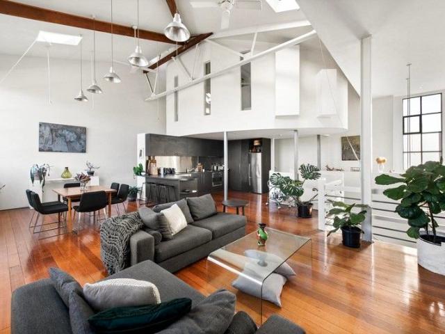 Warehouse conversion in Edinburgh gardens precinct