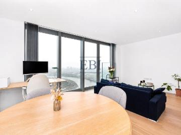 Landmark Pinnacle, 10 Marsh Wall. Studio to rent £2,750 pcm £635 pw