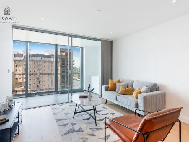 Landmark Pinnacle, Canary Wharf E14, 1 bed flat to rent, £3,000 pcm | PrimeLocation