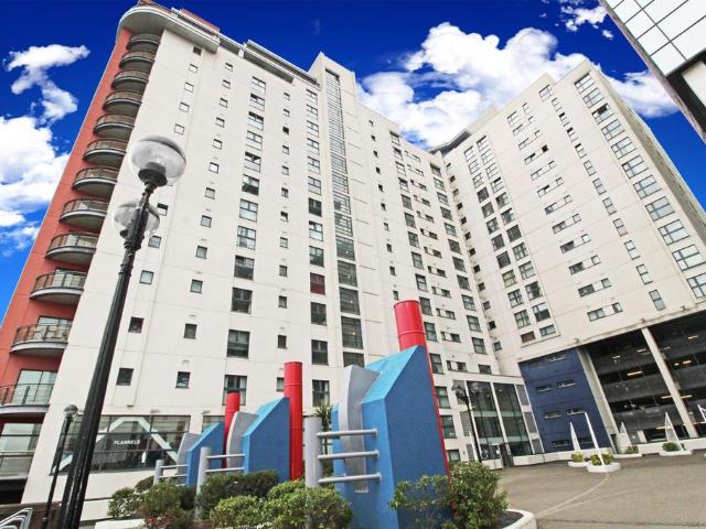 Landmark Place, Churchill Way, Cardiff 3 bed apartment to rent £1,600 pcm £369 pw