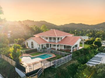 Landmark Prestige Living with Unrivalled Views