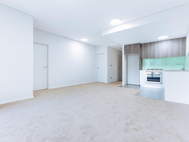 Landmark Residential Building Brand New 2 bedroom Apartment in Rouse Hill for Rent
