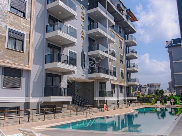 Landmark'ta Full Eşyalı Havuz Cephe 1+1 Daire