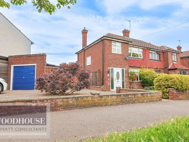 Landmead Road, Cheshunt EN8, 3 bed semi detached house to rent, £2,250 pcm | PrimeLocation