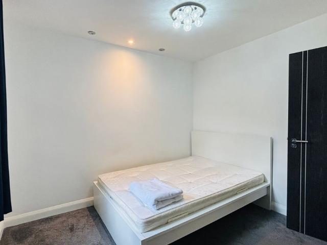 Landseer Avenue, London E12, 4 bed semi detached house to rent, £2,799 pcm | PrimeLocation