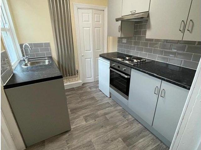 Landseer Avenue, Leeds LS13, 1 bed flat to rent, £745 pcm | PrimeLocation