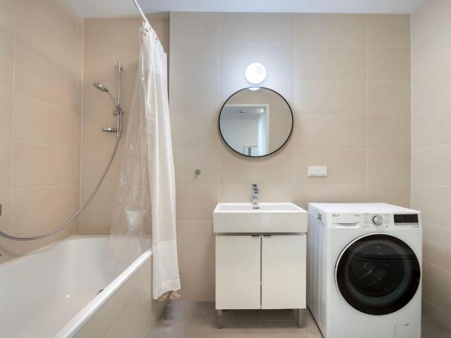 Landstraße, pool & doorman, nr metro, Vienna Amsterdam Apartments for Rent