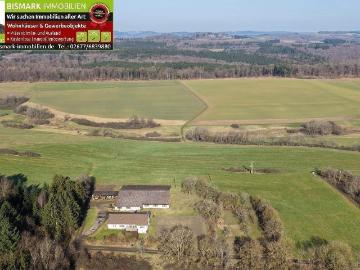 Landwirtschaftlicher Hof in Alleinlage ca. 101.603 m² Grundstück
