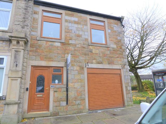 Lanehouse, Trawden BB8 3 bed end of terrace house to rent £975 pcm £225 pw