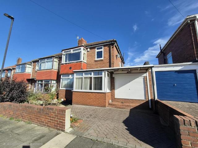 Lanercost Drive, Newcastle upon Tyne. 3 bed semi detached house to rent £1,200 pcm £277 pw