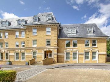 Langdon Park, Teddington TW11 1 bed flat to rent £1,895 pcm £437 pw