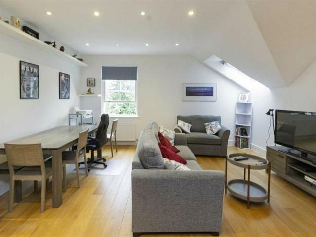 Langdon Park, TW11, London