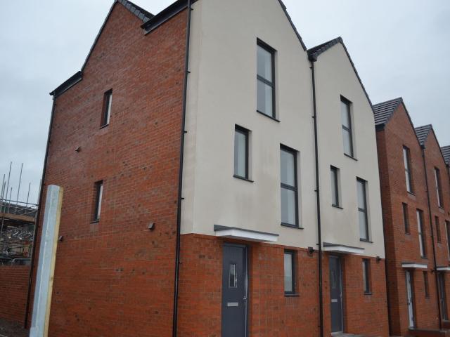 Langdon Road, Swansea SA1, 3 bed town house to rent, £1,350 pcm | PrimeLocation