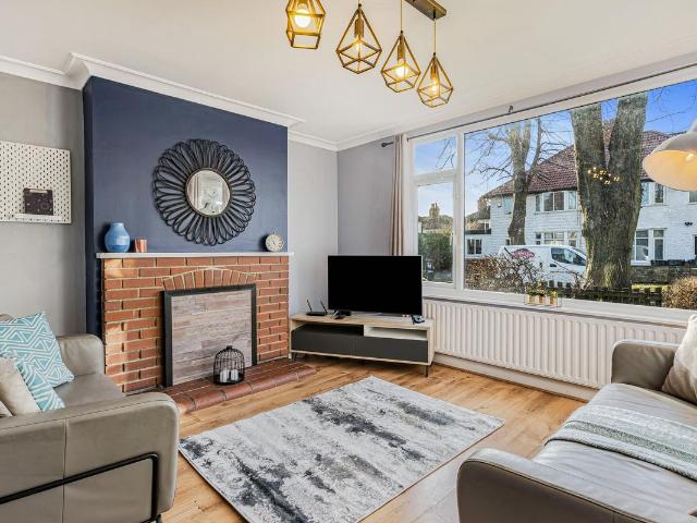 Langdale Avenue, Leeds LS6, 4 bed shared accommodation to rent, £1,854 pppm | PrimeLocation